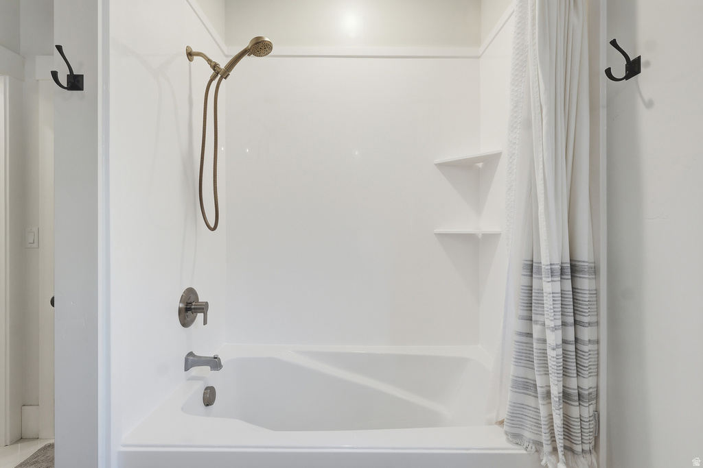 907 E 630 N Hyde Park, UT 84318