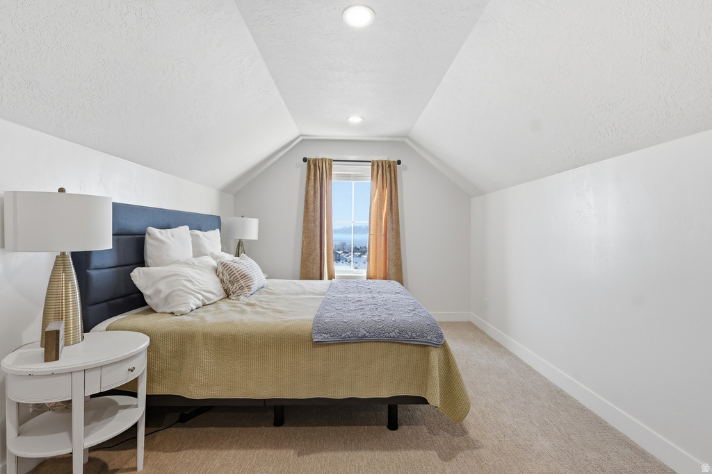 907 E 630 N Hyde Park, UT 84318