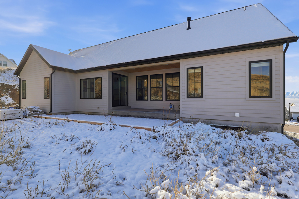 907 E 630 N Hyde Park, UT 84318