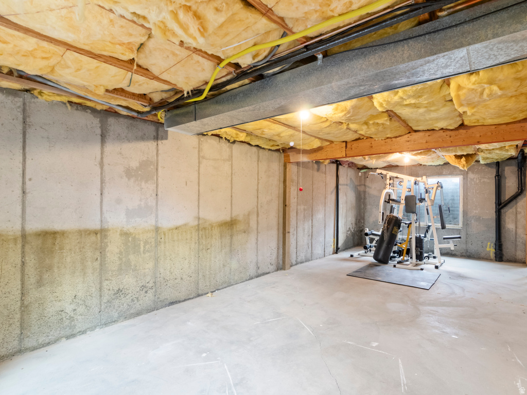 9943 S 3200 W South Jordan, UT 84095