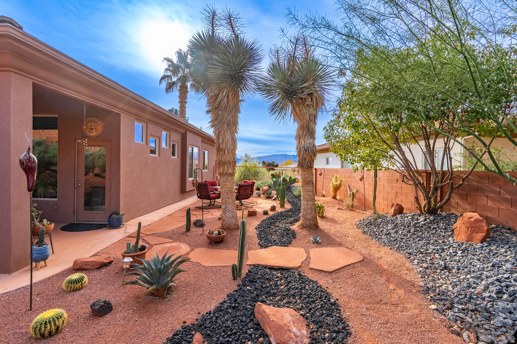 1616 N HUMMINGBIRD DR St George, UT 84770