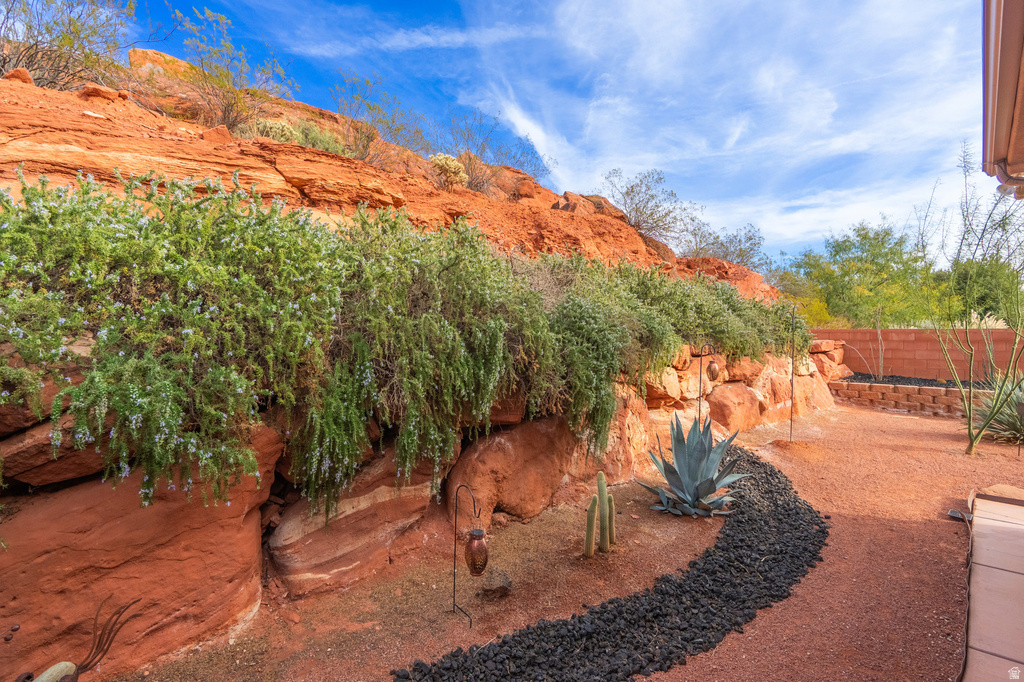 1616 N HUMMINGBIRD DR St George, UT 84770