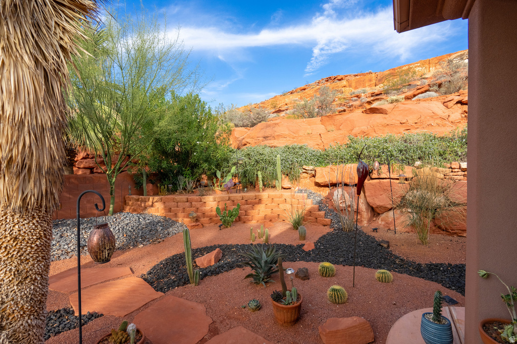 1616 N HUMMINGBIRD DR St George, UT 84770