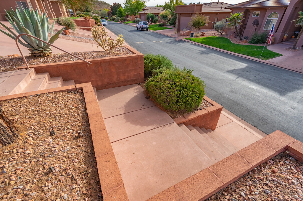 1616 N HUMMINGBIRD DR St George, UT 84770