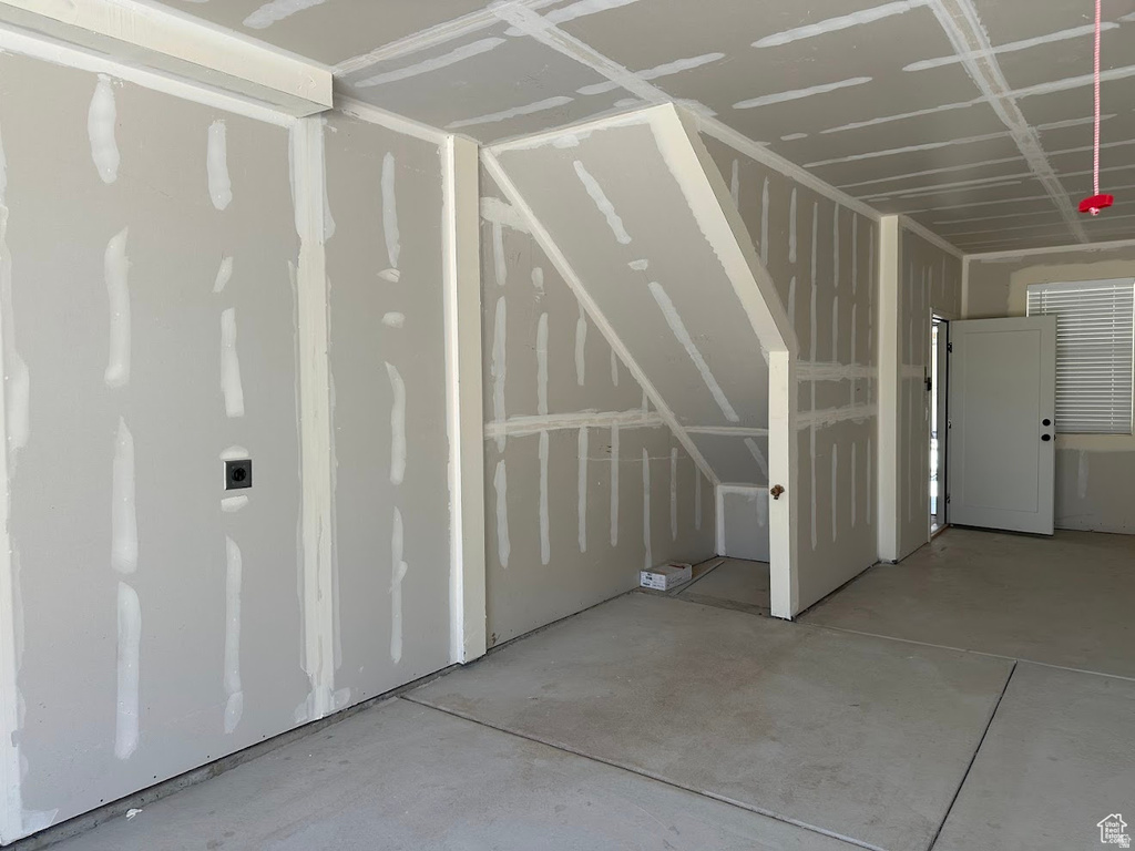 830 W IVYWELL LN #221 North Salt Lake, UT 84054