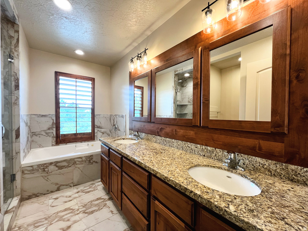 6745 S SIENNA LN Midvale, UT 84047