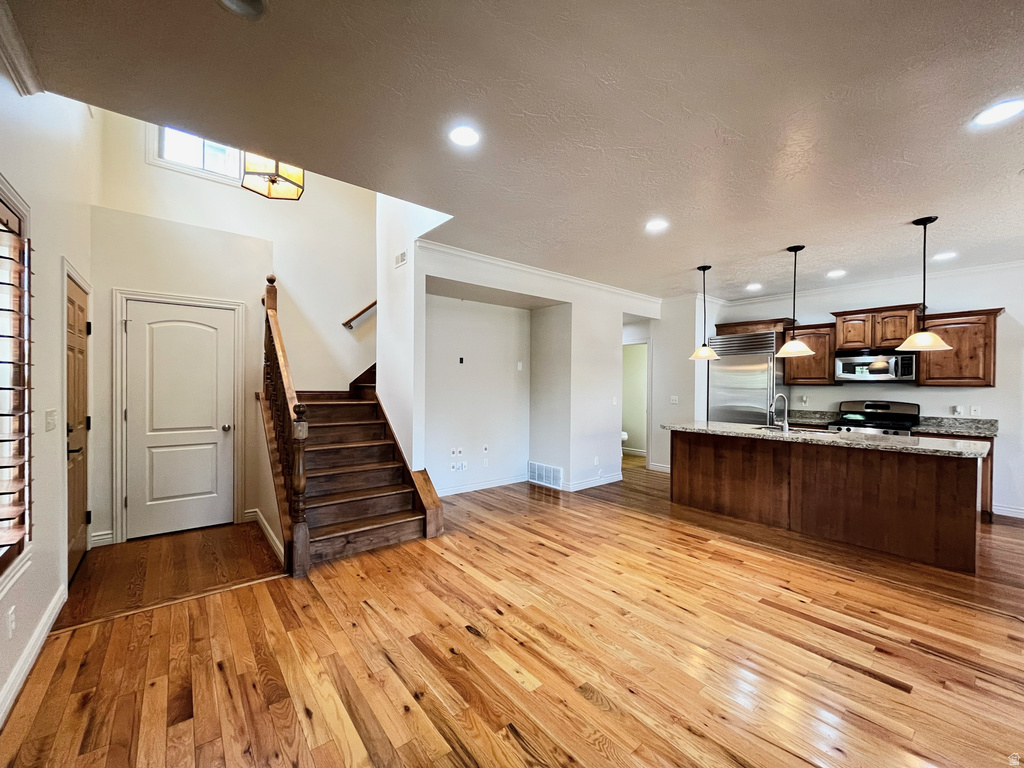 6745 S SIENNA LN Midvale, UT 84047