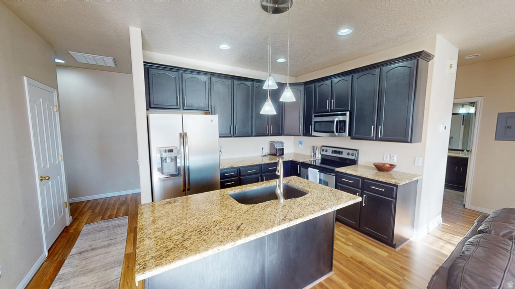 6986 W HARLECH LN West Valley City, UT 84128