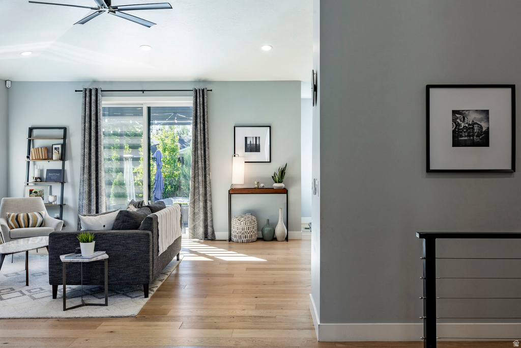 1562 E LONE PEAK DR Holladay, UT 84117