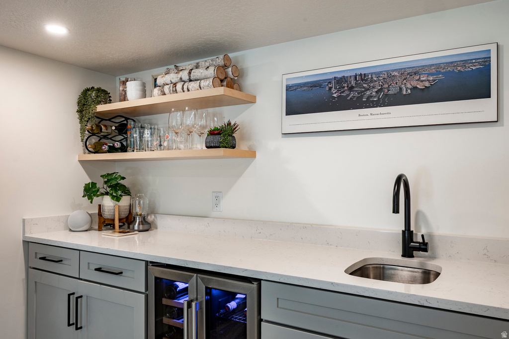 1562 E LONE PEAK DR Holladay, UT 84117