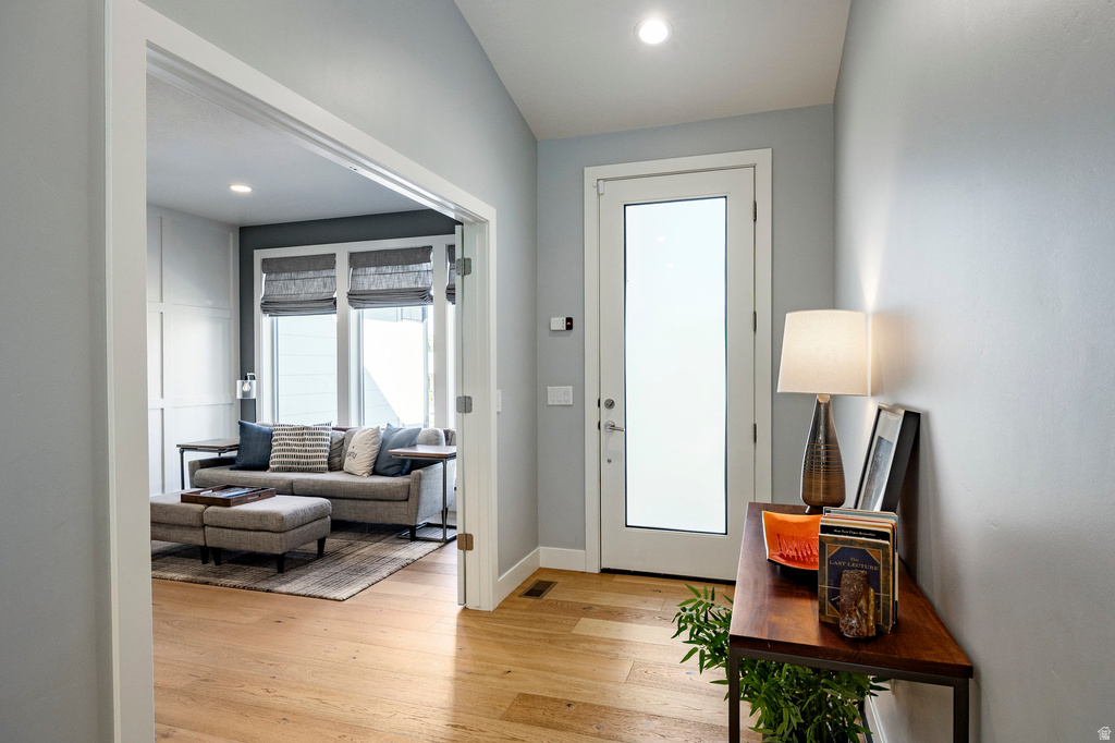 1562 E LONE PEAK DR Holladay, UT 84117