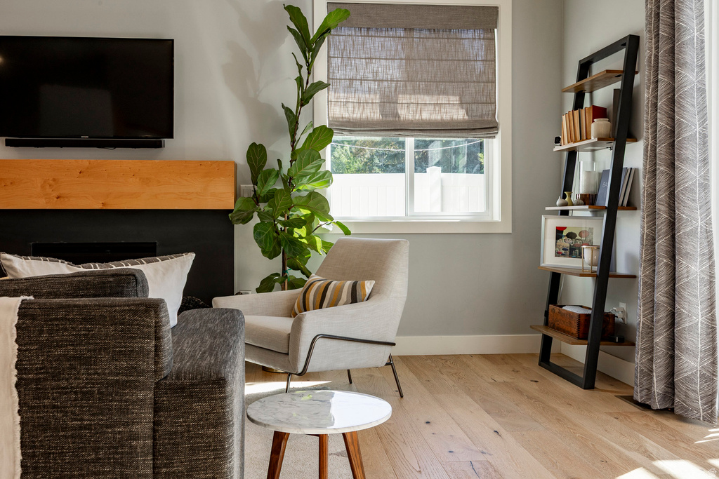 1562 E LONE PEAK DR Holladay, UT 84117