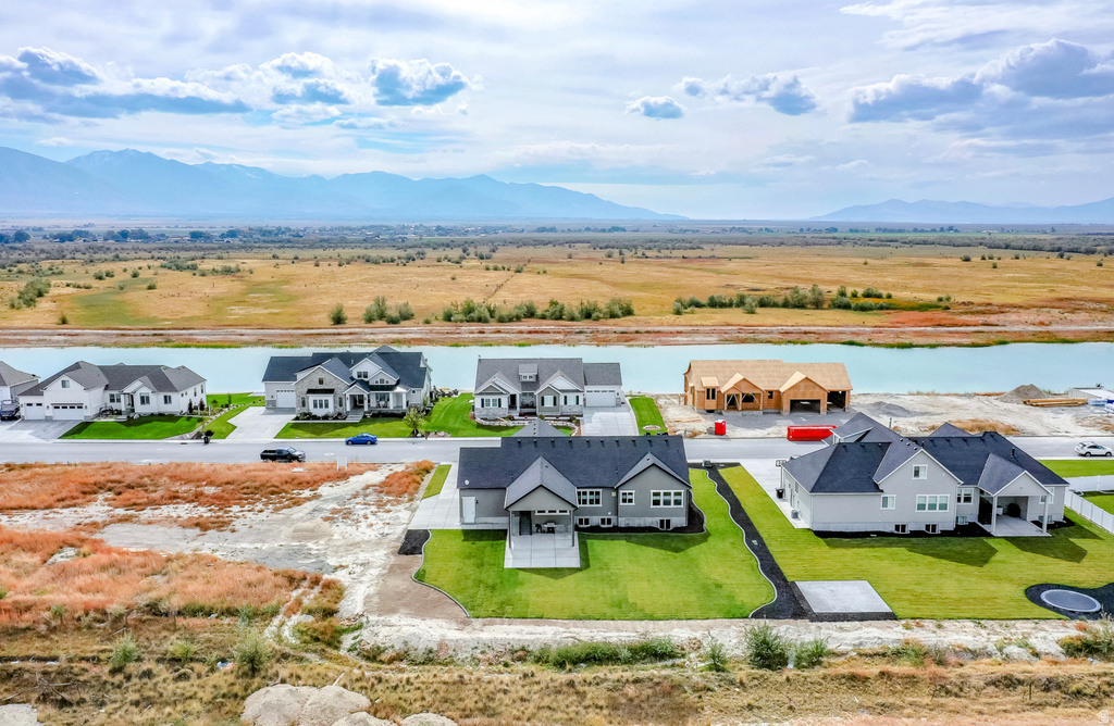 30 PIER PL Stansbury Park, UT 84074