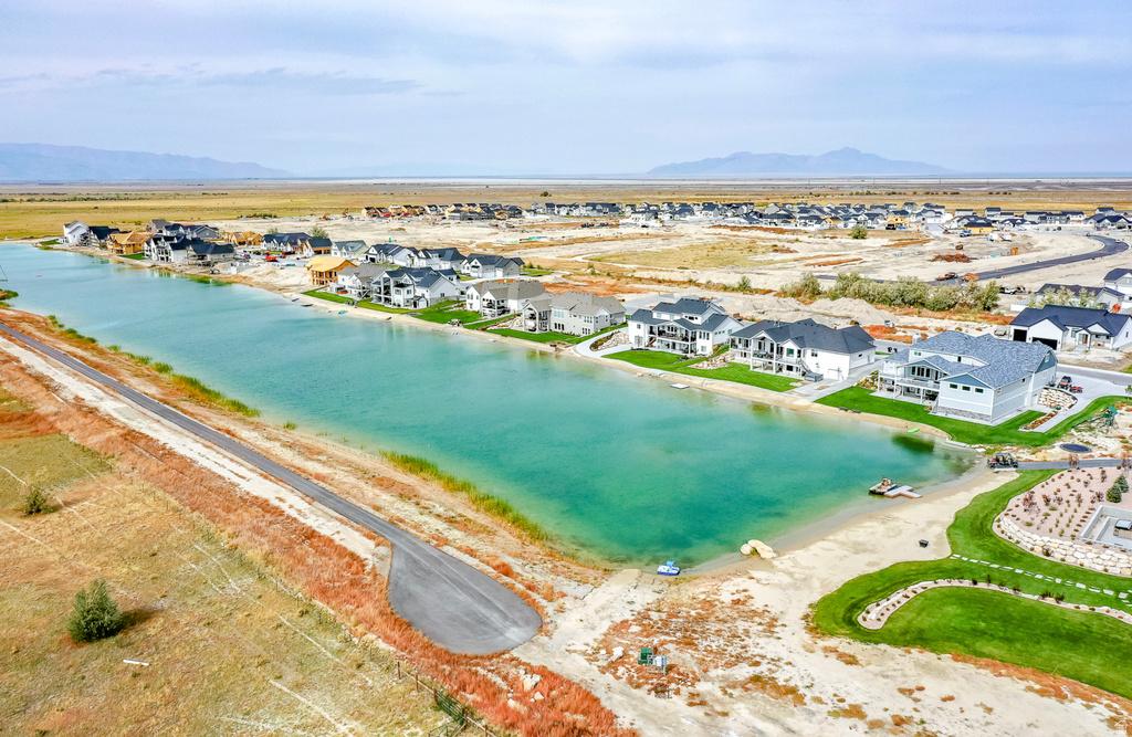 30 PIER PL Stansbury Park, UT 84074