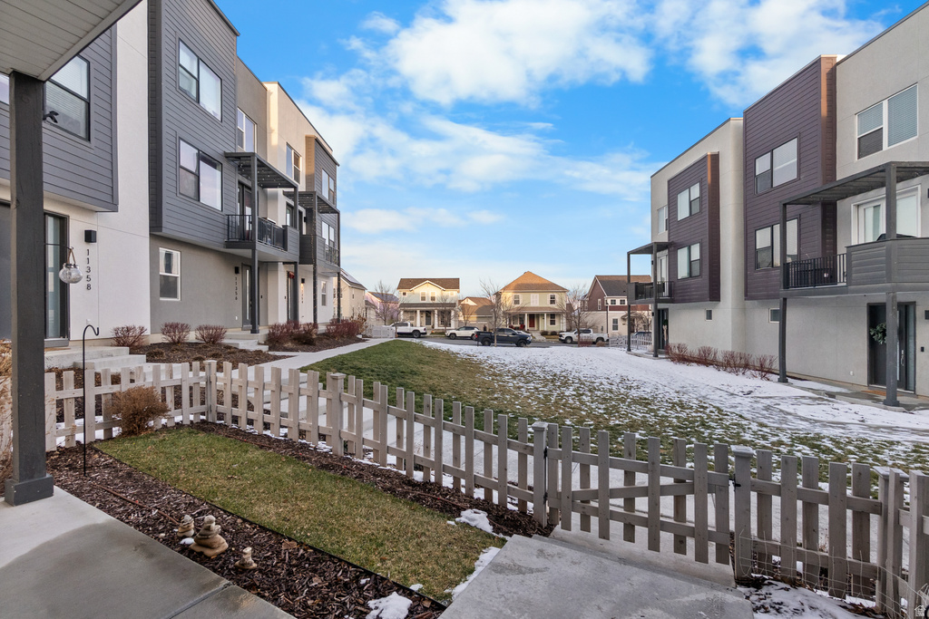 11362 S WILLOW WALK DR South Jordan, UT 84009