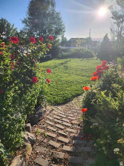 338 S 1230 E Tooele, UT 84074