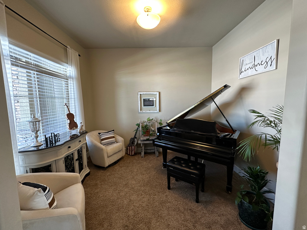 338 S 1230 E Tooele, UT 84074