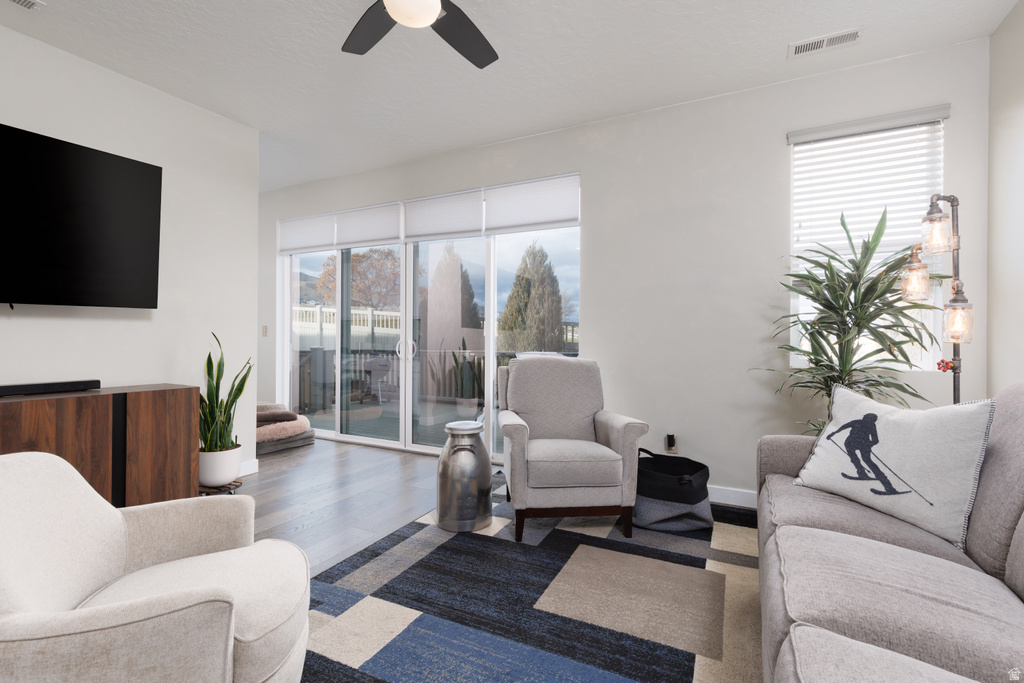 3229 S. PEREGRINE TRL Saratoga Springs, UT 84045