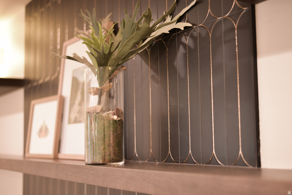 1040 N OAKMONT LN Provo, UT 84604