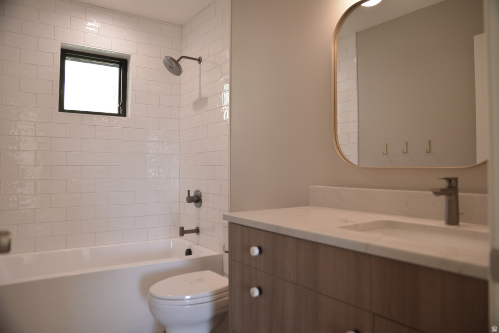 1040 N OAKMONT LN Provo, UT 84604