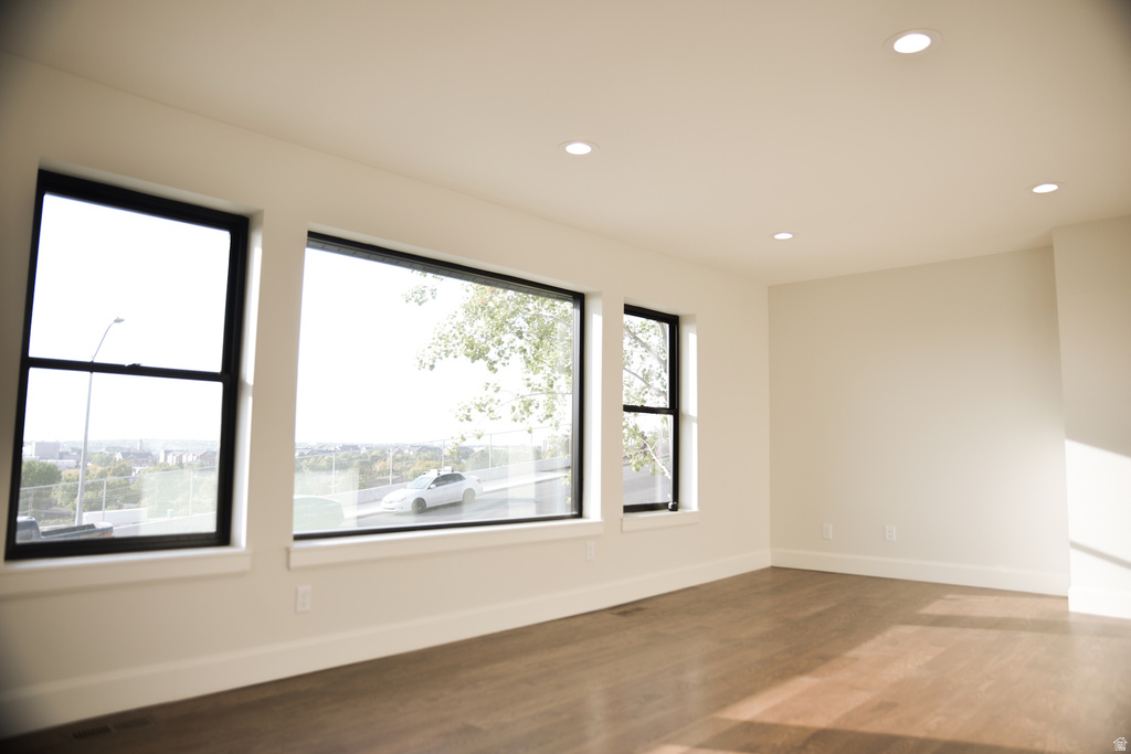 1040 N OAKMONT LN Provo, UT 84604