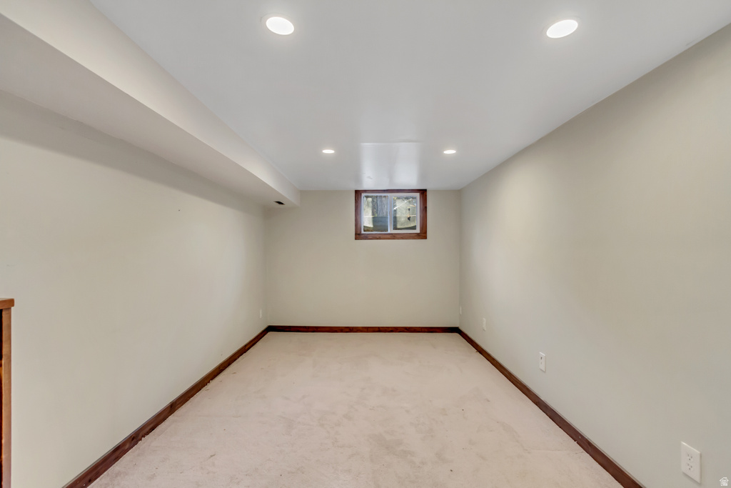 7609 S 2700 E Cottonwood Heights, UT 84121