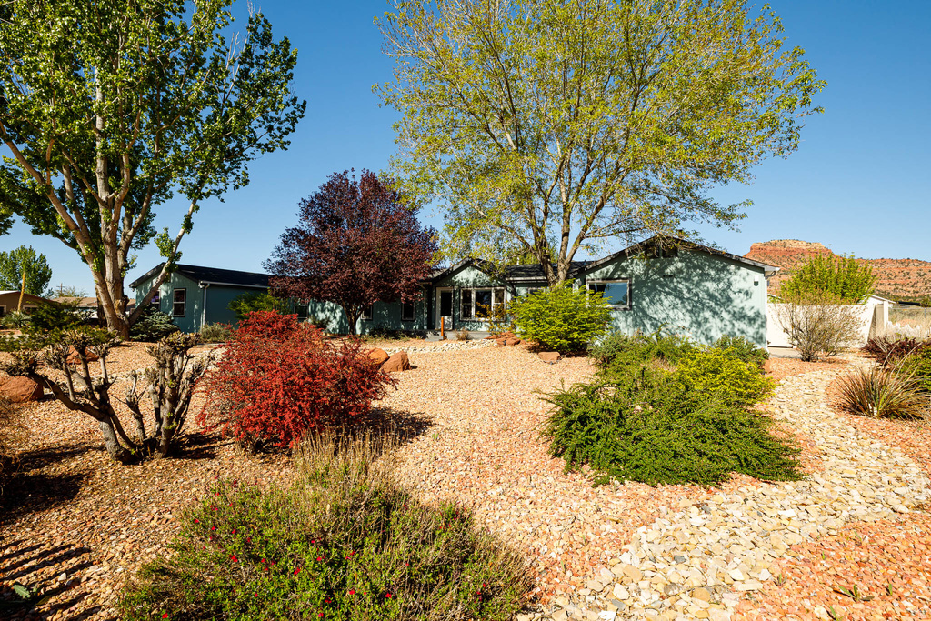1392 S FORD DR Kanab, UT 84741