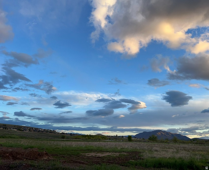 1252 W HIDDEN SPRING DR Santaquin, UT 84655