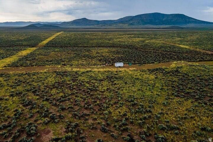 172  37.36 ACRES WELL SHARE & WATE Beryl, UT 84714