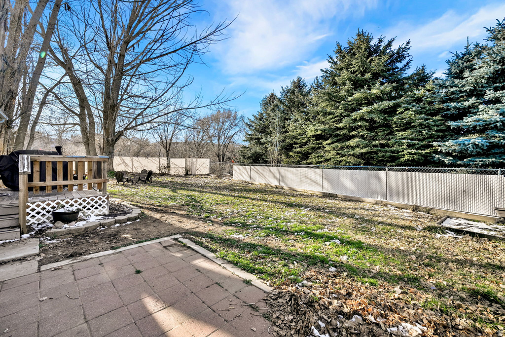 1687 S KYLEE LN Ogden, UT 84404