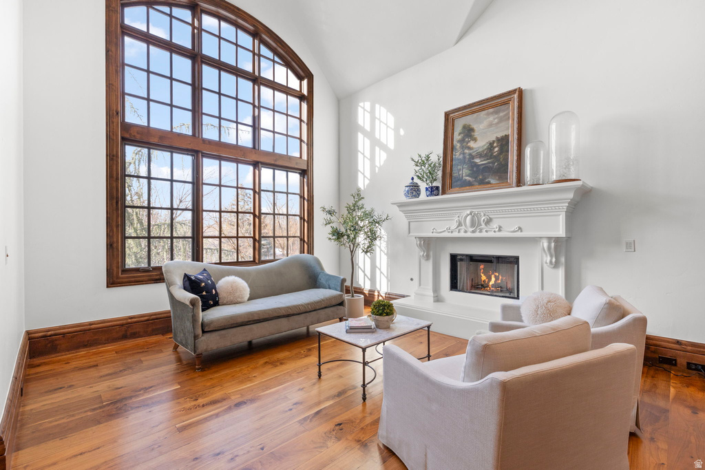 18 SNOW FOREST LN Sandy, UT 84092