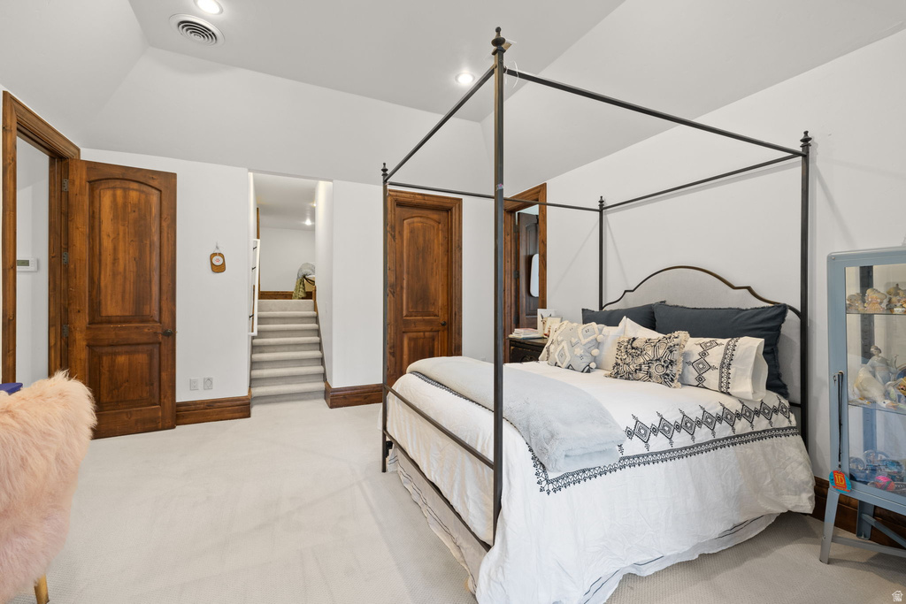 18 SNOW FOREST LN Sandy, UT 84092