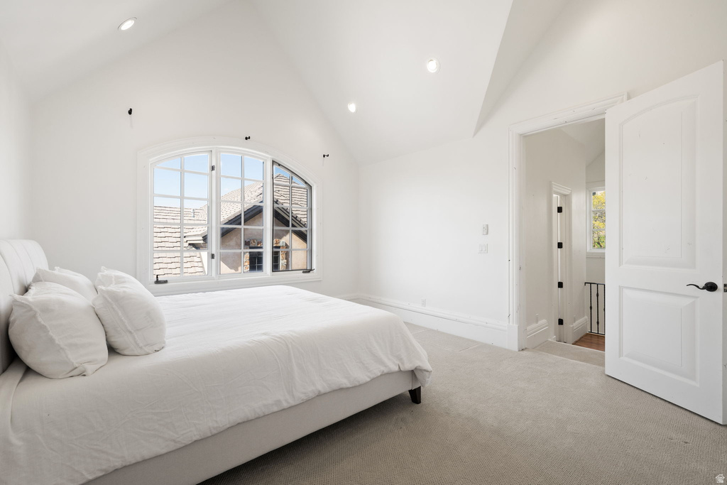 18 SNOW FOREST LN Sandy, UT 84092