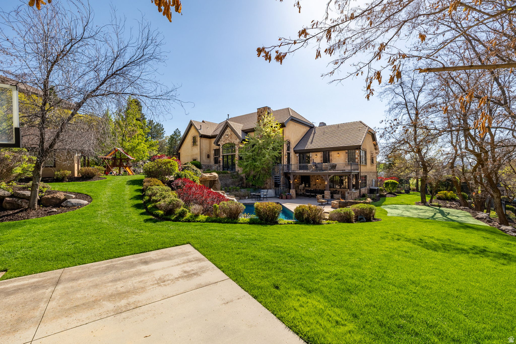 18 SNOW FOREST LN Sandy, UT 84092