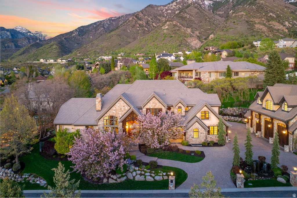 18 SNOW FOREST LN Sandy, UT 84092