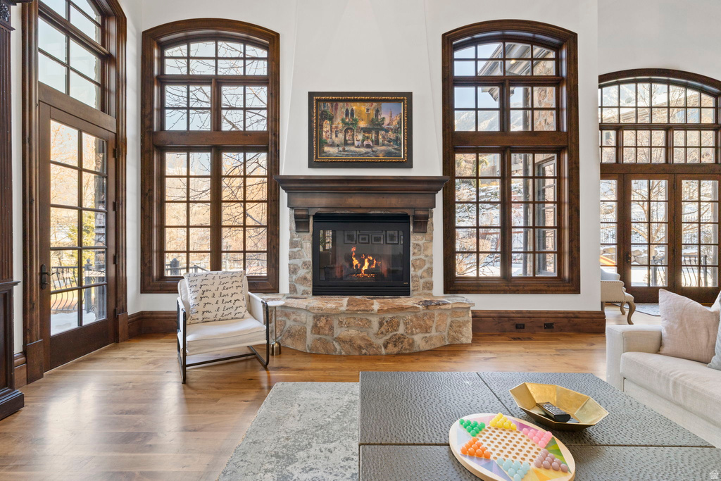 18 SNOW FOREST LN Sandy, UT 84092