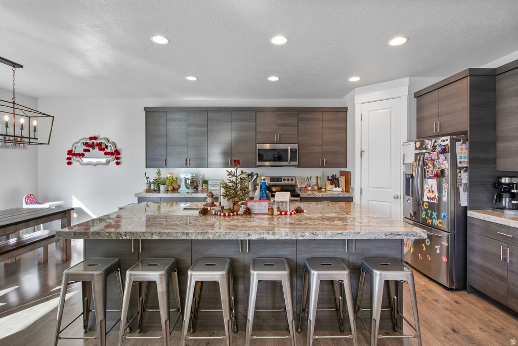 592 S 2150 W Lehi, UT 84043