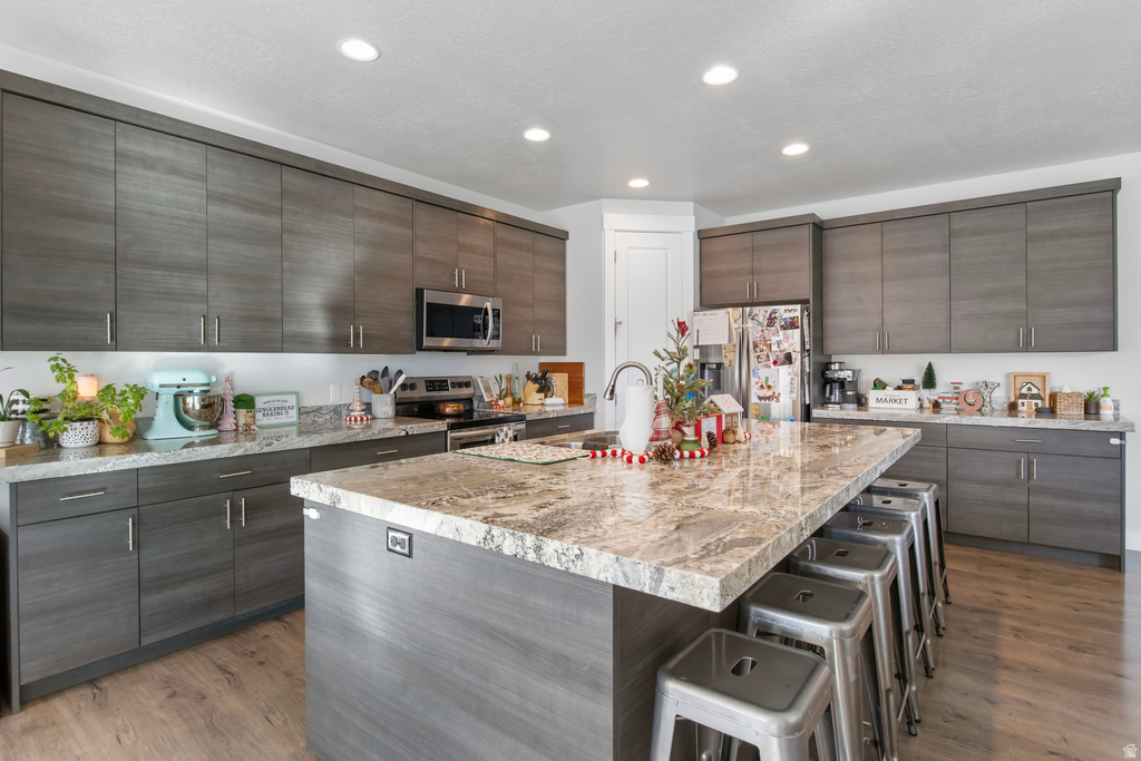 592 S 2150 W Lehi, UT 84043