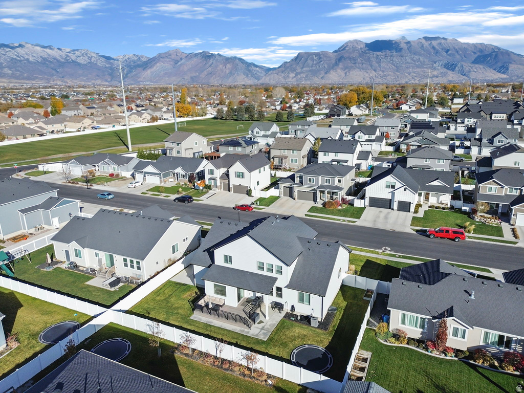 592 S 2150 W Lehi, UT 84043