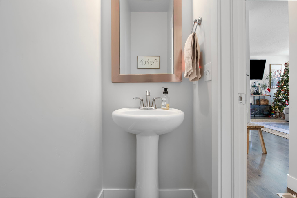 592 S 2150 W Lehi, UT 84043