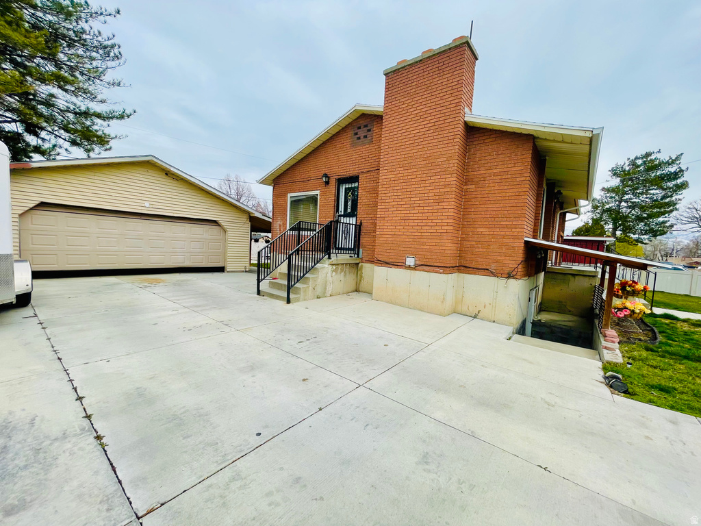 1086 W WENCO DR Salt Lake City, UT 84104