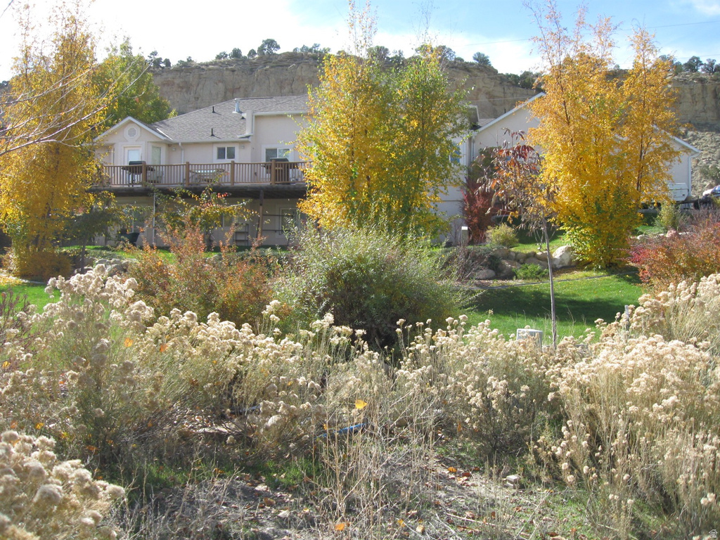 2595 N FAIRWAY LN Helper, UT 84526