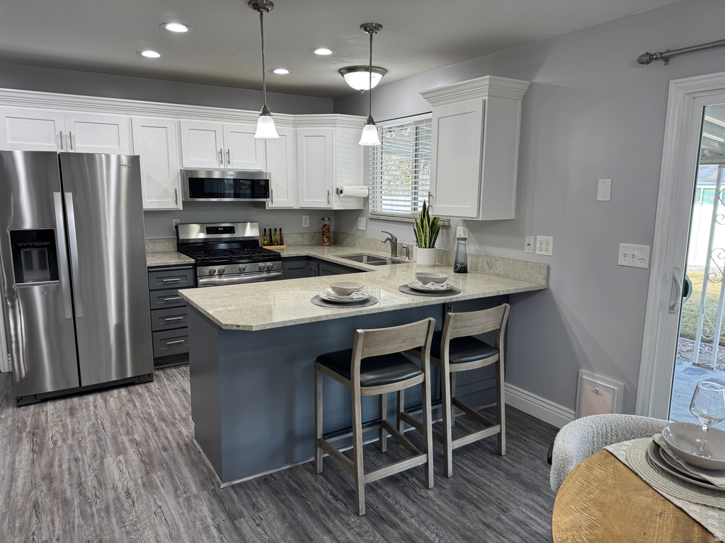 2548 W SWASEY DR Taylorsville, UT 84129