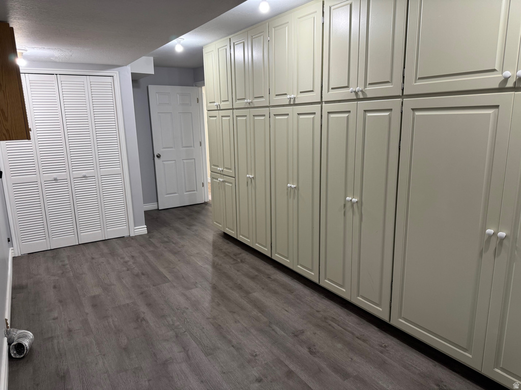 2548 W SWASEY DR Taylorsville, UT 84129