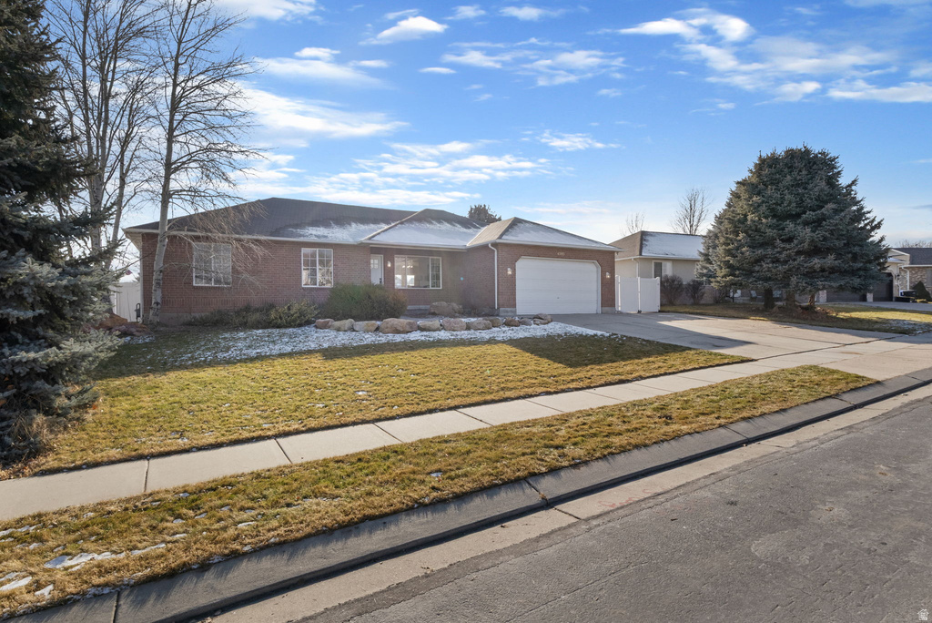 4593 W ELK LN West Jordan, UT 84088