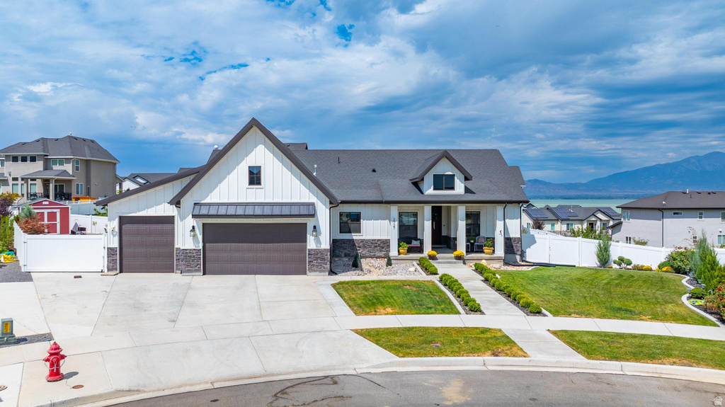 3727 S LARKSPUR CIR Saratoga Springs, UT 84045