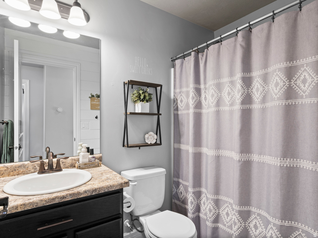 366 E 1970 N Tooele, UT 84074