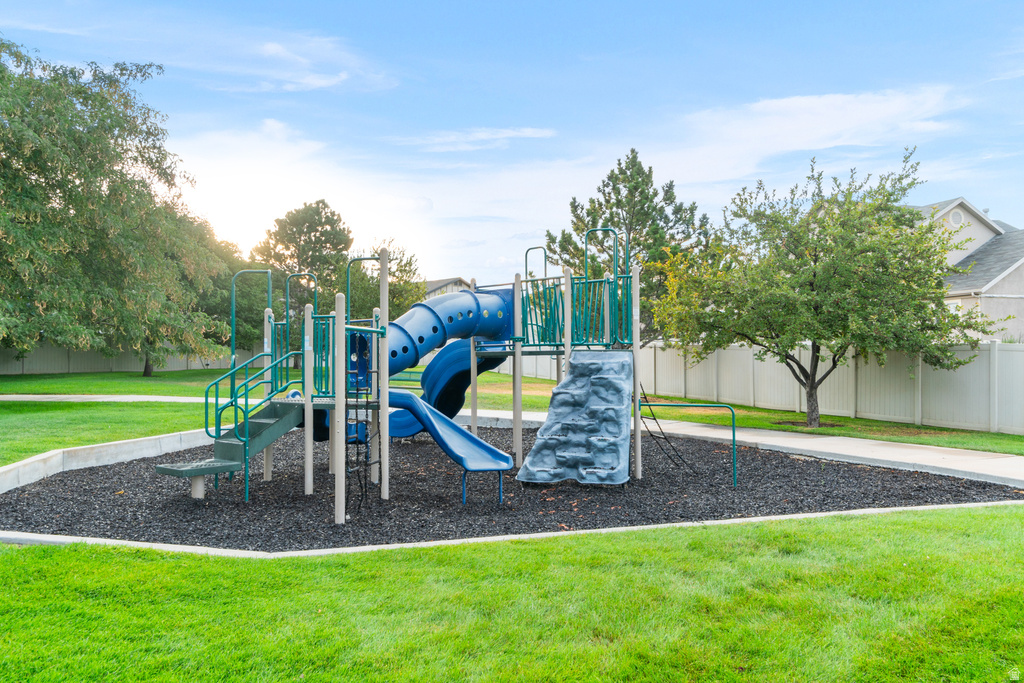 2464 W 2400 N Lehi, UT 84043