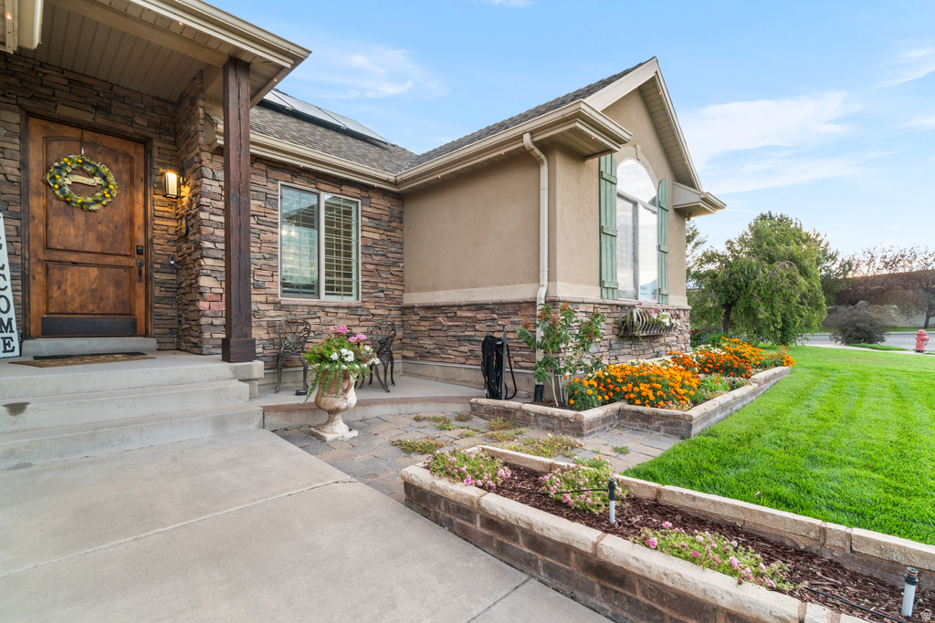 2464 W 2400 N Lehi, UT 84043