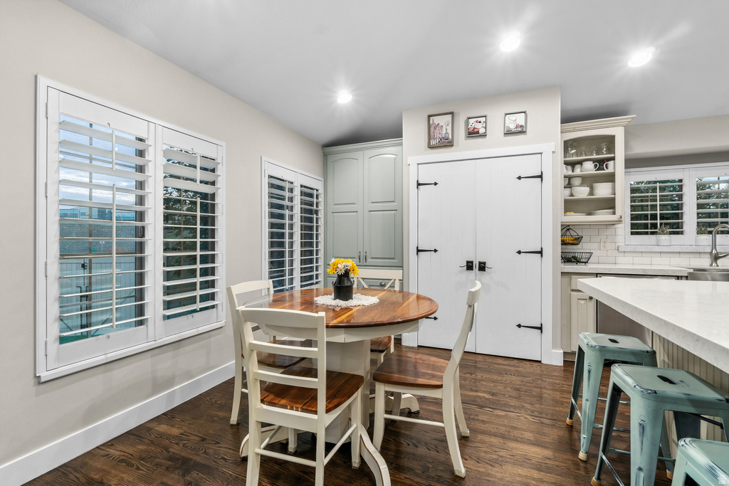 2464 W 2400 N Lehi, UT 84043